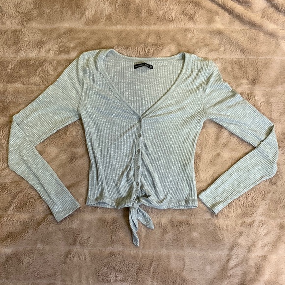 🔥Abercrombie crop top!! - M - Picture 2 of 8